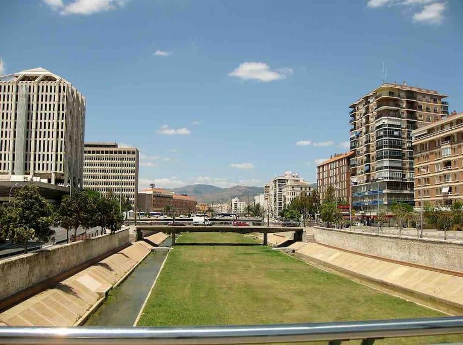 El Rincon De Apolo. Atico Con Aparcamiento Gratis. Daire Málaga Dış mekan fotoğraf